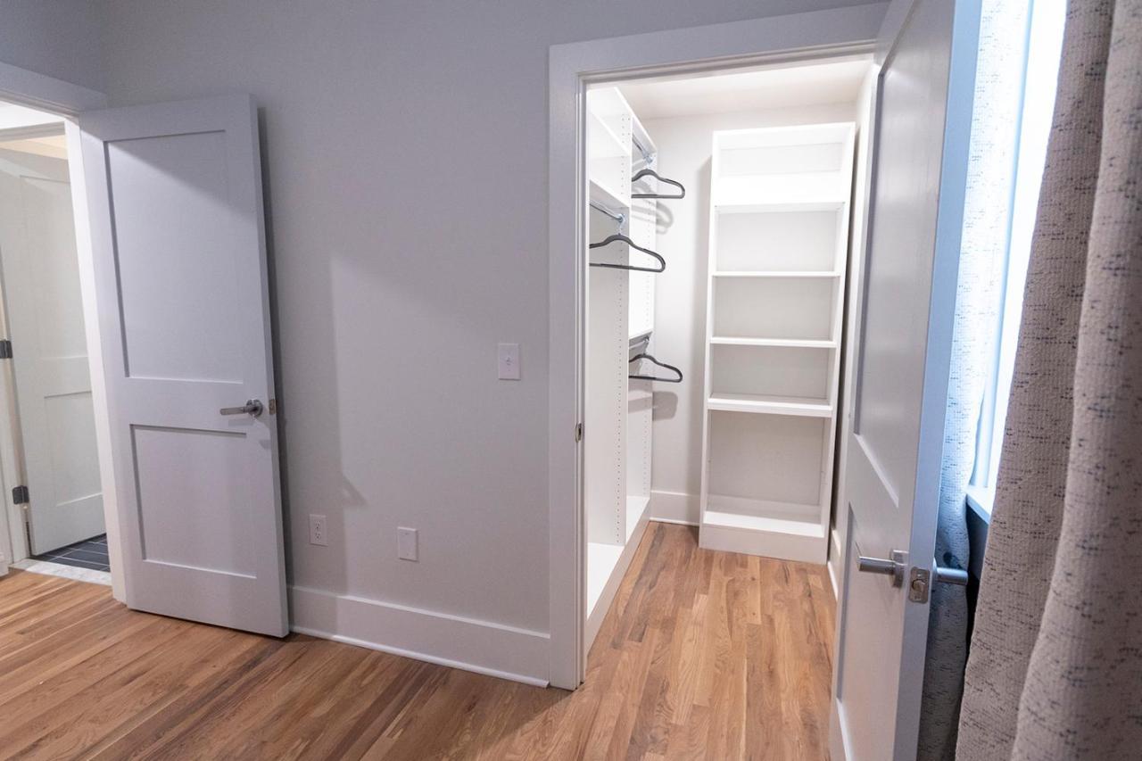 Spacious 2 Bed 2 Bath Downtown Otr Condo Minutes Walk To The Reds Bengals Stadium & More! Cincinnati Dış mekan fotoğraf